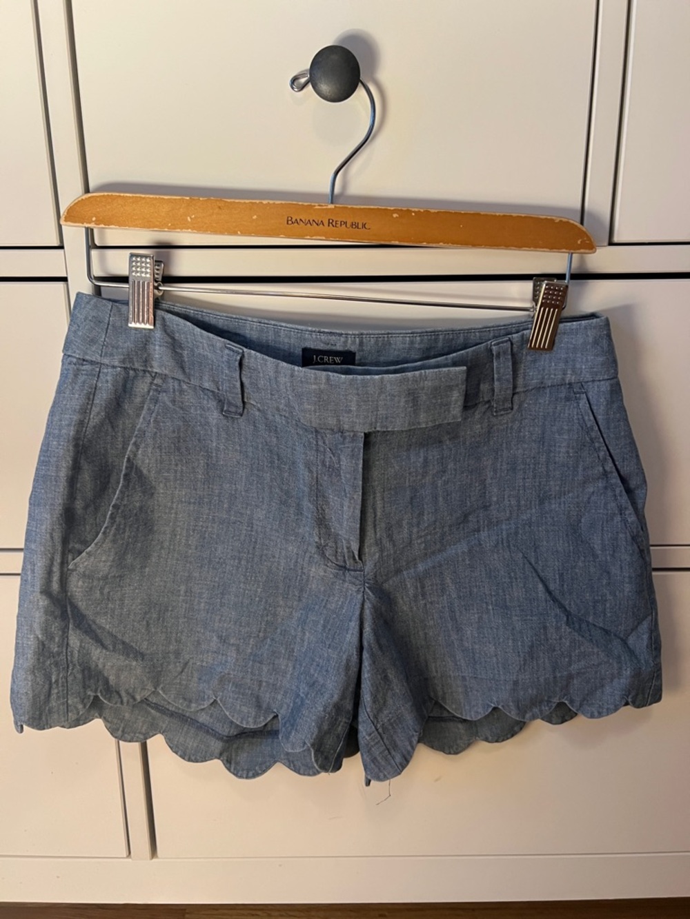 2/$7 J. Crew Chambray Scallop Hem Shorts in Light Blue 4” inseam